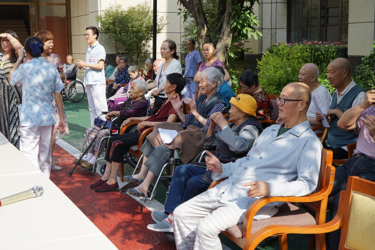 1568605575.jpg DSC02692.JPG