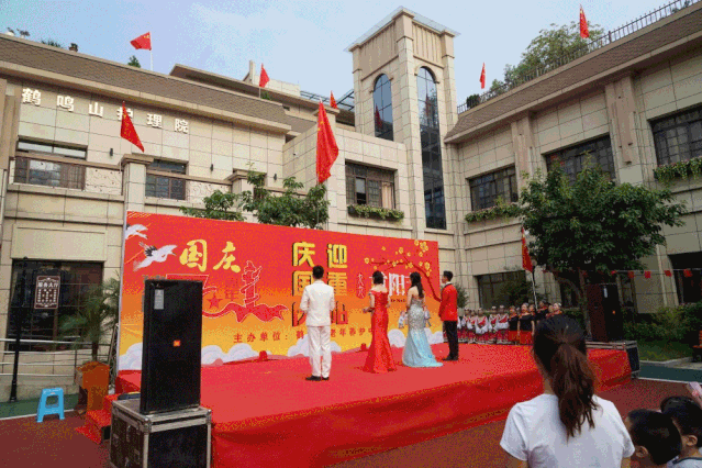 1570500965.gif 1.gif