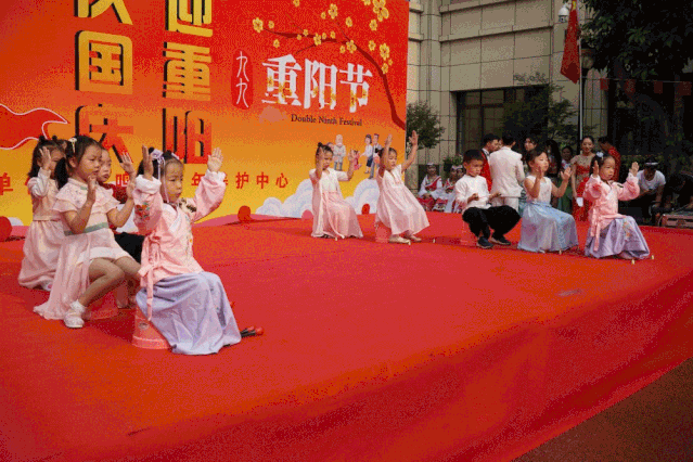 1570501041.gif 1.gif